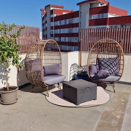 Luxus P4T Family 3 Bedroom With Pool, Tennis Court And Sauna Brindisi Eksteriør billede